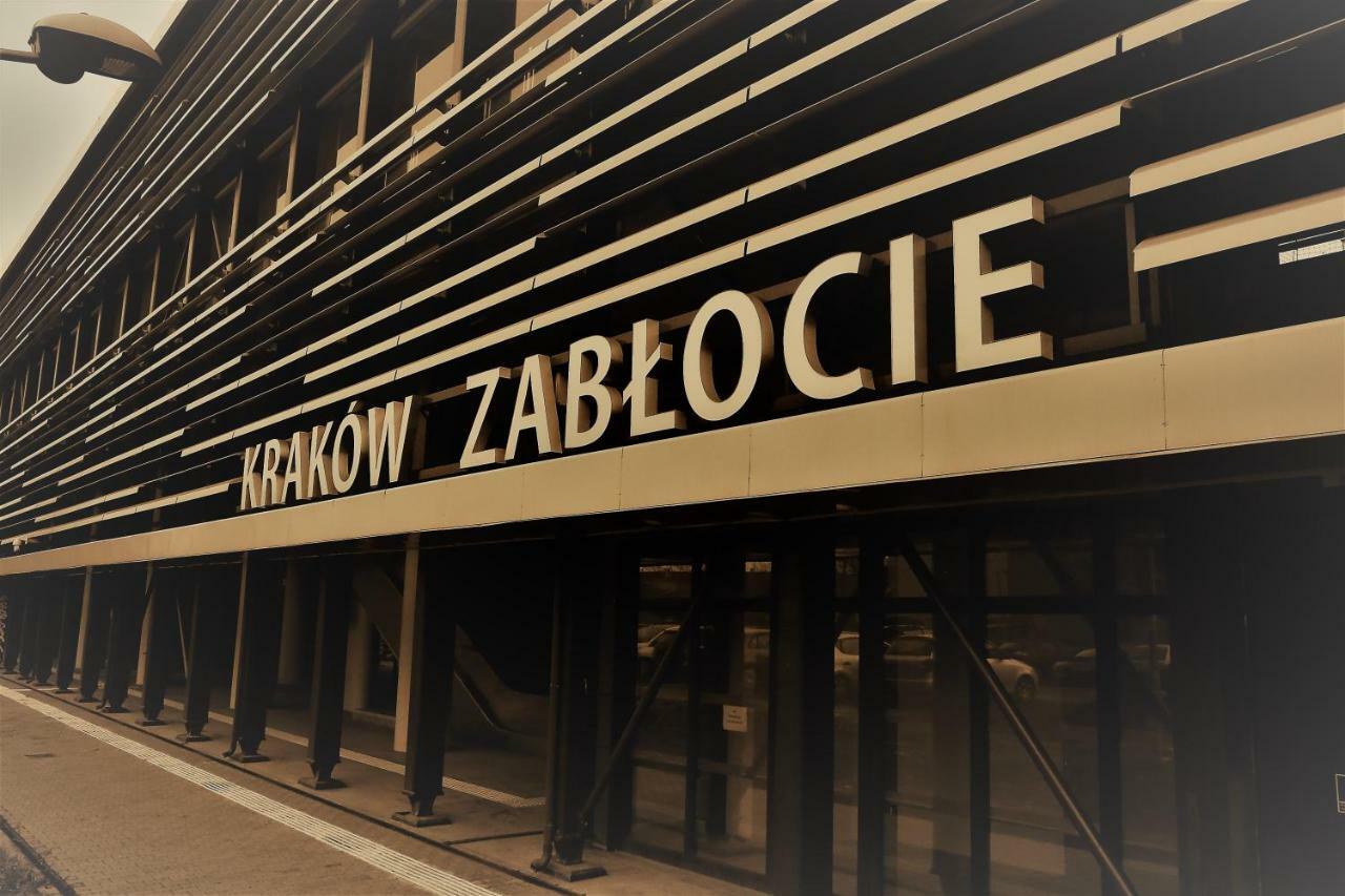 Concept Red Apartment Krakow Luaran gambar